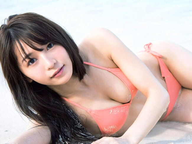 傳谷英里香のおっぱい＆食い込みハミケツがサイコーなグラビア画像96枚のサムネイル