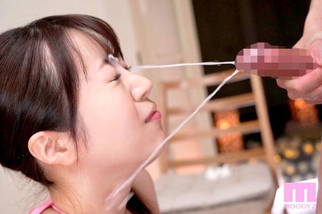 深月めいエロ画像80枚＆おすすめ動画5選 仕草も表情も可愛い美少女のヌードや見つめられセックス集めてみたのサムネイル