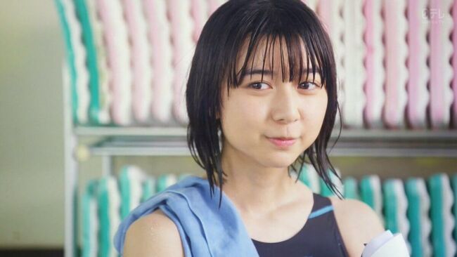 上白石萌歌エロ画像62枚 発育中な感じがおじさんに刺さるスク水姿や胸チラ・オフショット集めてみたのサムネイル