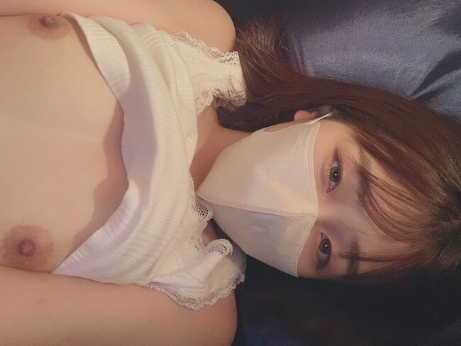 【第2弾】マスクエロ画像107枚 顔を隠した女の淫靡な姿集めてみたのサムネイル