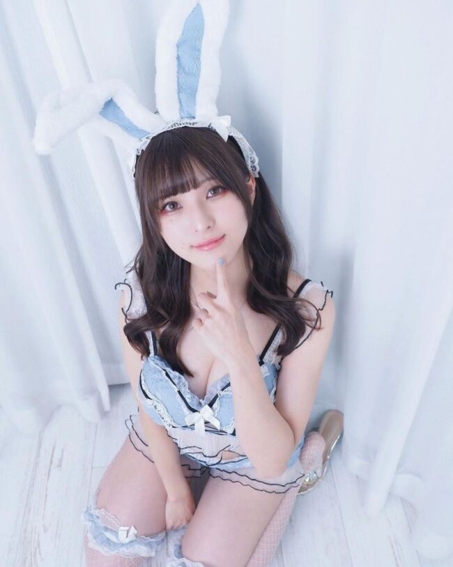 有井ちえエロ画像90枚 以外と大きいおっぱいの谷間が最高な水着グラビア集めてみたのサムネイル