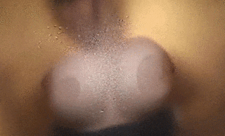 【vol.1】巨乳エロGIF画像50枚 荒ぶるデカパイ集めてみたのサムネイル