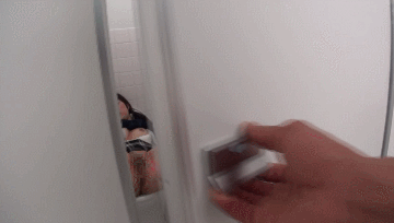【vol.1】便女エロGIF画像50枚 公衆トイレで性処理する痴女集めてみたのサムネイル