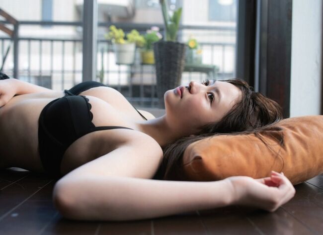 江籠裕奈の推定Dカップおっぱいがこちら！童顔な元アイドルのぷに感水着グラビアエロ画像144枚のサムネイル