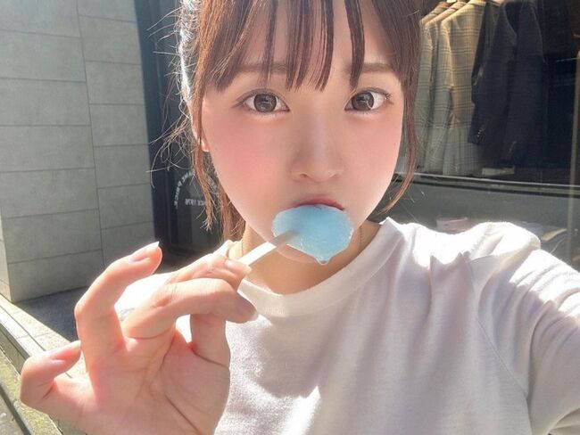 アイドル・中川心が意外とおっぱいデカい!あざと可愛い美女の豊満な谷間グラビアエロ画像97枚のサムネイル