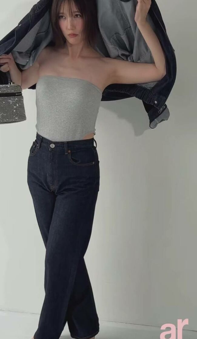 本田翼のピチピチおっぱい＆腰チラパンティショットのサムネイル