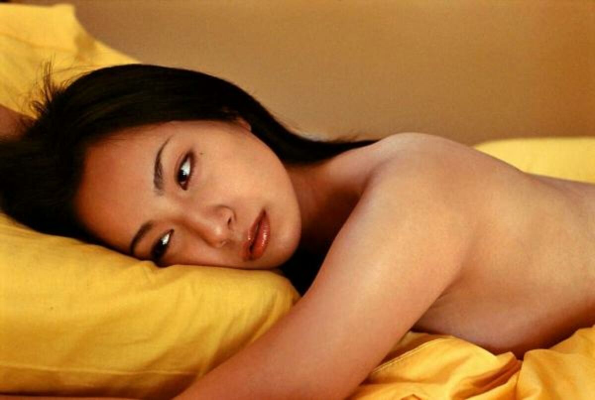 三船美佳エロ画像84枚 若い頃のセミヌードや濡れ場シーン集めてみたのサムネイル
