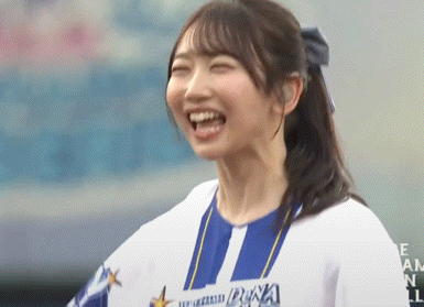 【画像+動画】日向坂46・藤嶌果歩が横浜スタジアム始球式で乳揺れしまくる！投球動作で激しく弾む規格外爆乳にファン大興奮のサムネイル
