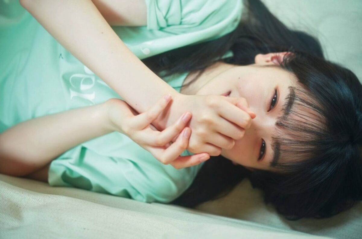小島凪紗エロ画像39枚 実は巨乳な櫻坂46メンバーの着衣グラビア集めてみたのサムネイル