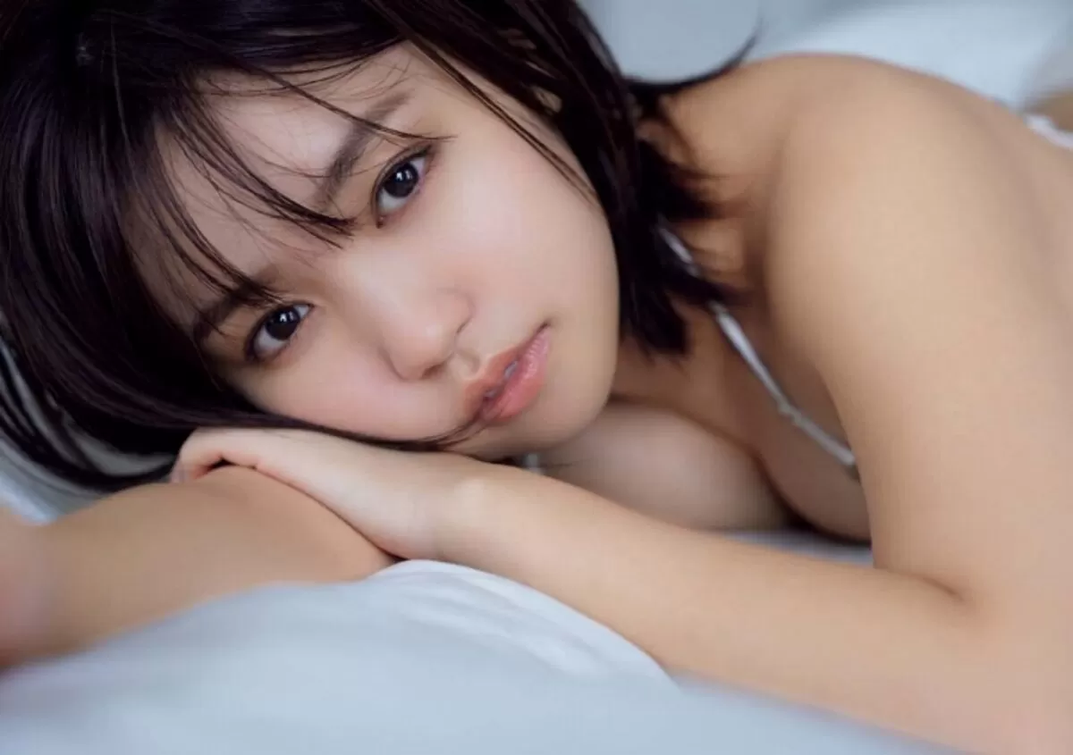 大原優乃のグラビア画像989枚 乳首解禁セミヌードやロリ巨乳グラビア集めてみたのサムネイル