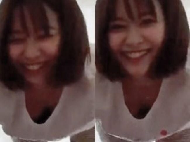 Tiktok胸チラエロ動画 素人の巨乳谷間や貧乳ブラチラ・おっぱいポロリ集めてみたのサムネイル