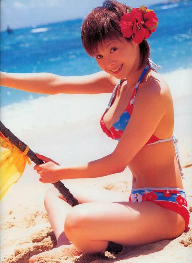 松浦亜弥エロ画像62枚 平成最後のソロアイドルの笑顔がまぶしいお宝水着グラビア集めてみた020