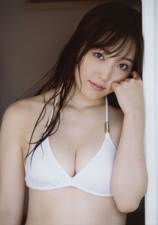 譜久村聖エロ画像164枚 モー娘。巨乳リーダーのむっちり水着グラビア集めてみた095