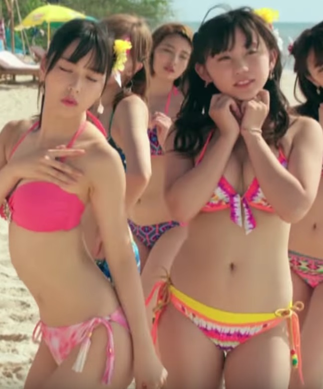 【NMB48】薮下柊のDカップおっぱいや太ももがムチってる！　エロ水着MVが公開される！002