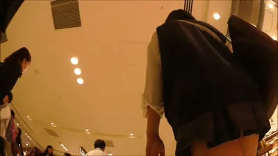JKパンチラGIF画像66枚 階段や風・ローアングルから見えちゃった女子校生のちら見えパンツ集めてみた089