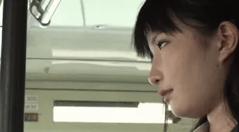 JK痴漢エロGIF画像97枚 満員電車やバスでおっぱいやお尻をまさぐられてる女子校生集めてみた032