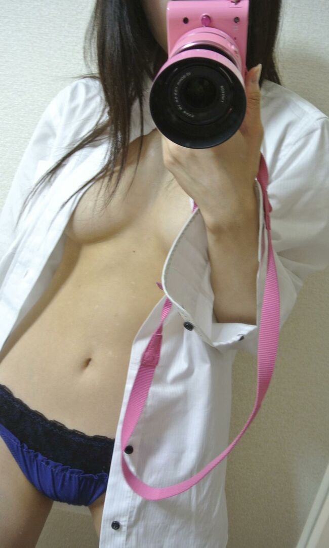 ロリ系着エロアイドル逢坂愛のハート型ニップレスがエロすぎ042