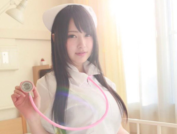 Jカップ巨乳コスプレイヤーの御伽ねこむが藤島康介と結婚＆妊娠ｗｗｗｗｗ【200枚】のサムネイル