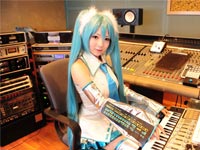 初音ミクコスプレしてるアニソン歌手のRAYコスプレより巨乳がきになる件！のサムネイル