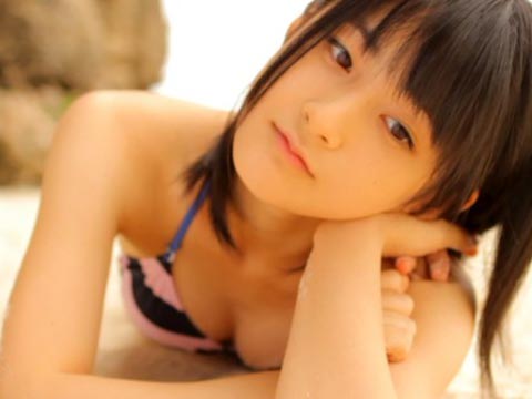 Berryz工房の嗣永桃子意外と巨乳ってことが判明のサムネイル
