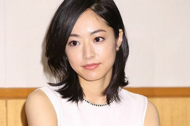 井上真央エロ画像50枚 元子役実力派女優の濡れ場やちっぱい水着グラビア・胸チラ集めてみた040