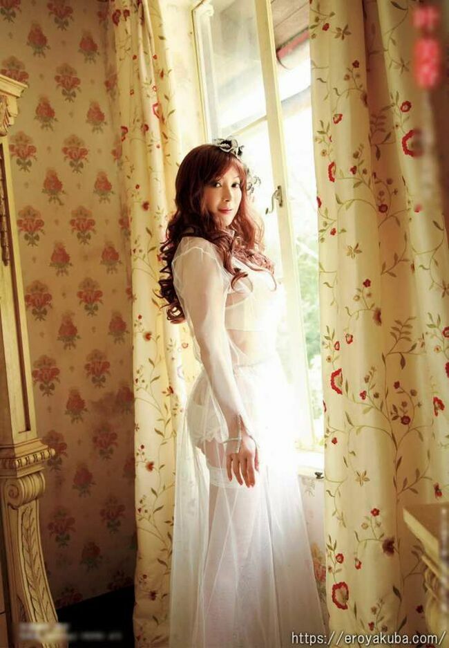 叶美香エロ画像273枚 セクシーの権化Qカップ超乳ヌードや全裸自撮りオフショット集めてみた041