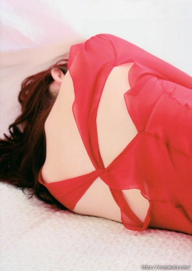 叶美香エロ画像273枚 セクシーの権化Qカップ超乳ヌードや全裸自撮りオフショット集めてみた050