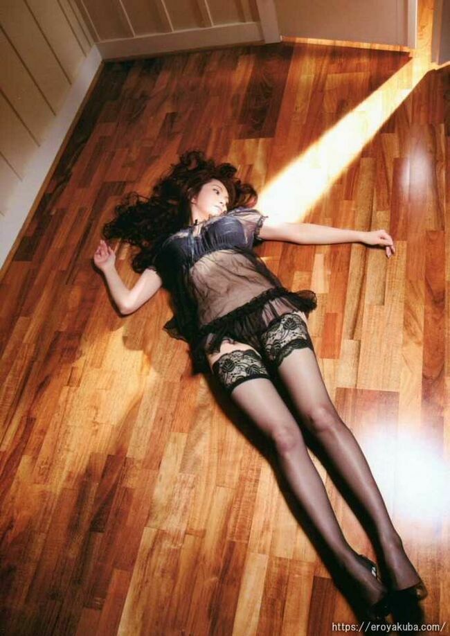 叶美香エロ画像273枚 セクシーの権化Qカップ超乳ヌードや全裸自撮りオフショット集めてみた084