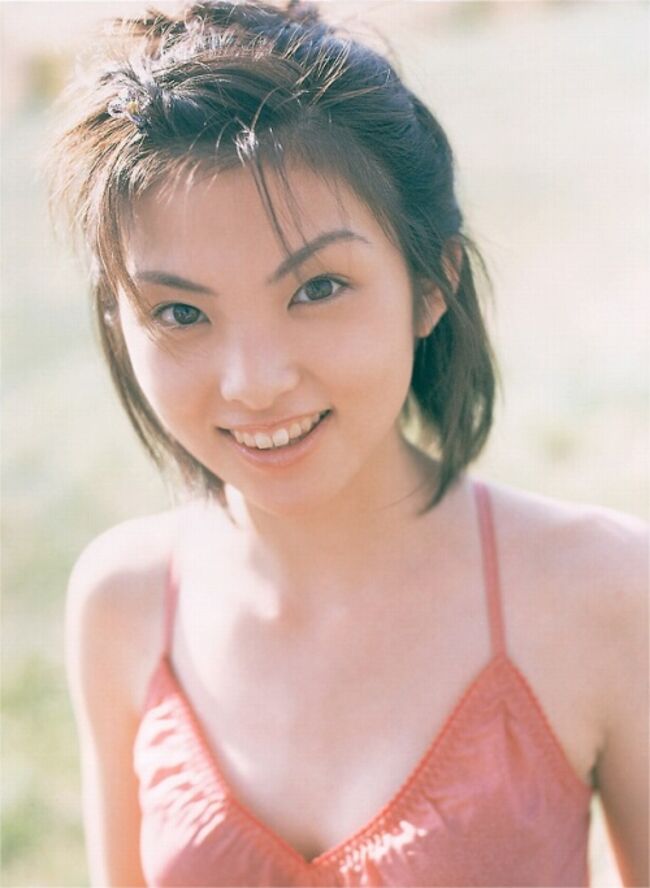 田中麗奈(34)のドレス姿からおっぱいがこぼれてる件062