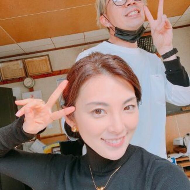 田中麗奈(34)のドレス姿からおっぱいがこぼれてる件123