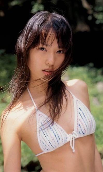 スレンダーで美人な戸田恵梨香、やはり貧乳だった件006