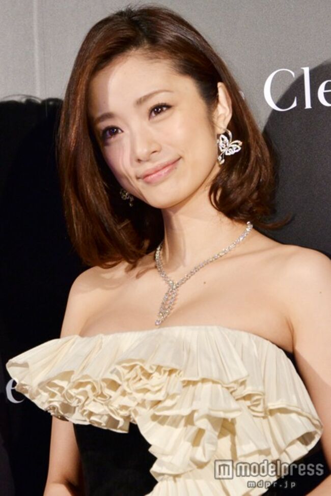 上戸彩エロ画像123枚 濡れ場ヌードや巨乳胸チラ・水着までお宝おっぱいまとめ【毎日更新】114
