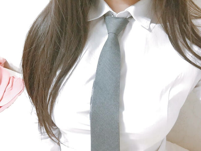 爆乳JK×制服っていう組み合わせ最強すぎｗｗｗ (エロ画像37枚)016