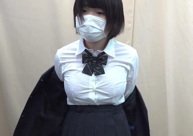 爆乳JK×制服っていう組み合わせ最強すぎｗｗｗ (エロ画像37枚)020