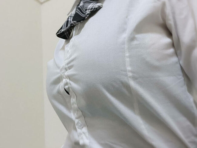 爆乳JK×制服っていう組み合わせ最強すぎｗｗｗ (エロ画像37枚)040