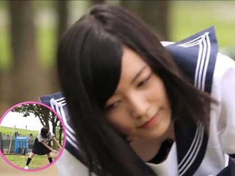 松井珠理奈のおっぱいちらり動画のサムネイル