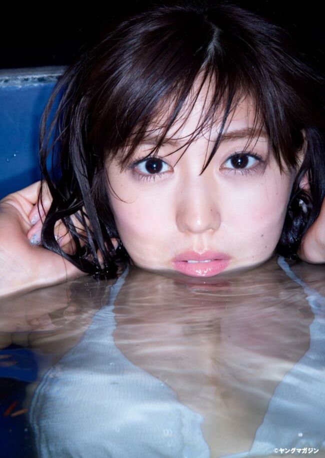 岩﨑名美エロ画像100枚 美脚巨乳美女の水着おっぱいやセクシーグラビア集めてみた100