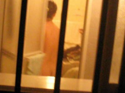 盗撮エロ画像220枚 素人の胸チラ・パンチラから風呂・家庭内まで生々しい隠し撮りまとめ【毎日更新】119