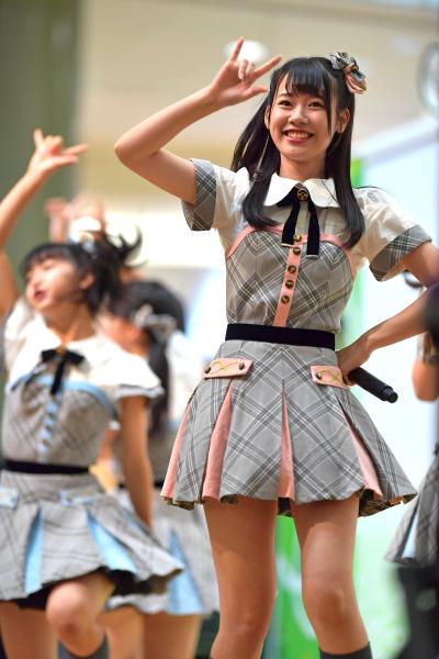 Akb48メンバーが乳首をポロリ これ 狙ってやってんじゃね Www おっぱいエロ画像 おっぱいさん