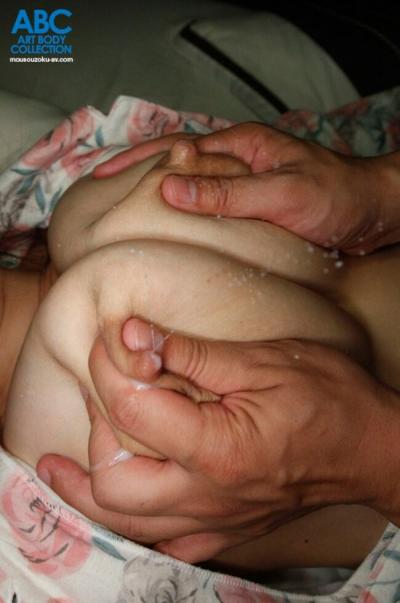 母乳エロ画像122枚 ミルクタンクと化した人妻おっぱい091