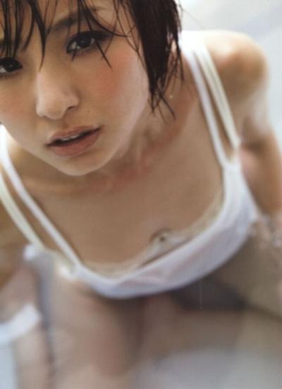 篠田麻里子エロ画像213枚 セミヌードや美乳水着グラビア集めてみた018