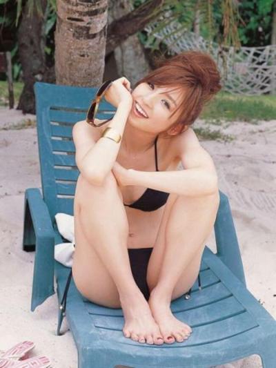 篠田麻里子エロ画像213枚 セミヌードや美乳水着グラビア集めてみた195