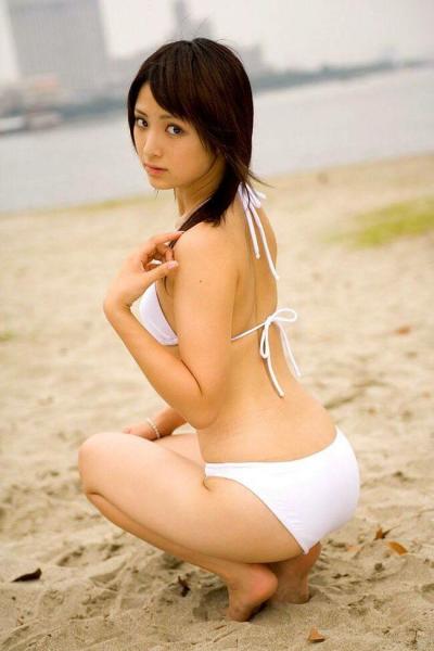 鈴木咲エロ画像167枚 Aカップ貧乳美女グラドルのスレンダー水着おっぱい＆セクシー自撮り集めてみた106