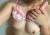 ブラジャーからこんにちはした、たわわなお乳画像034