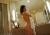セックス前にバスタオル1枚になってハミ出てるおっぱい画像026