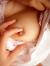乳輪の突起まで見えそうな接写おっぱい画像002
