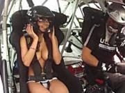 時速３００Kmで揺れるおっぱい動画がエロ可笑しいｗのサムネイル画像