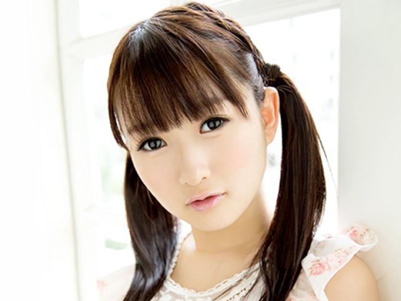 みなみ愛星 18歳美少女ロリすぎるAV期待のルーキー貧乳画像 40枚のサムネイル