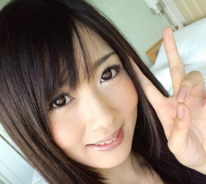 大槻ひびきの長い舌でザーメンを絞り出すセックス画像のサムネイル