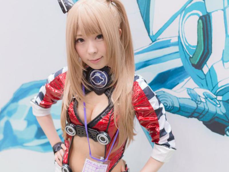 ワンフェス2015夏でコスプレイヤーのたわわなおっぱいまとめ画像のサムネイル